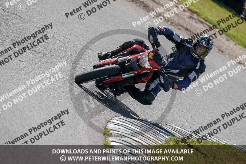 enduro digital images;event digital images;eventdigitalimages;lydden hill;lydden no limits trackday;lydden photographs;lydden trackday photographs;no limits trackdays;peter wileman photography;racing digital images;trackday digital images;trackday photos